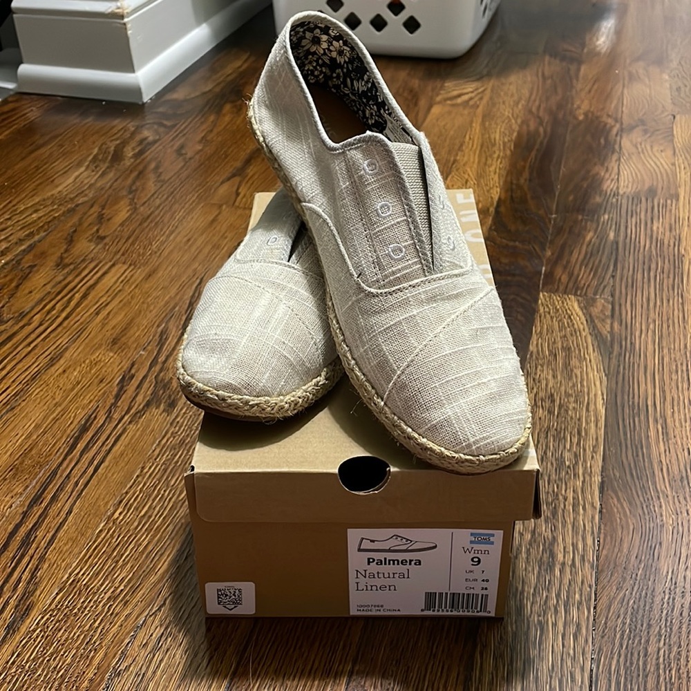 TOMS canvas shoes